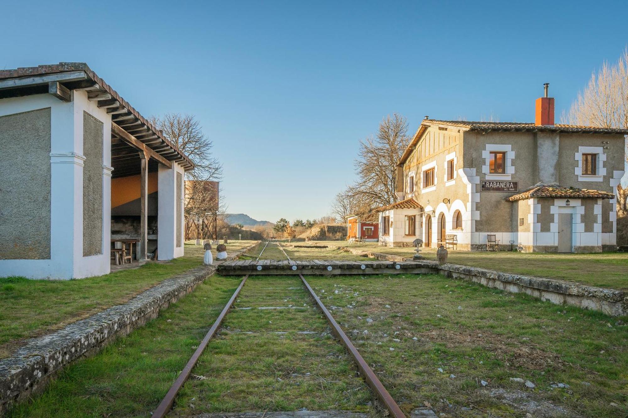 La Estacion De Rabanera Guest House Rabanera del Pinar Exterior photo